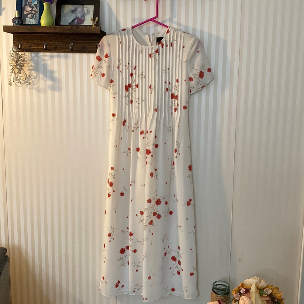 NWOT Tie Back Dress